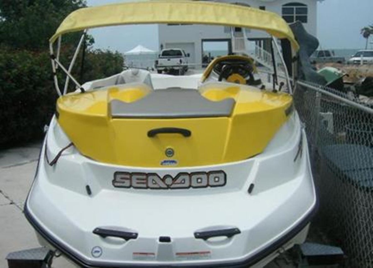 Катер Бомбардье Sea Doo