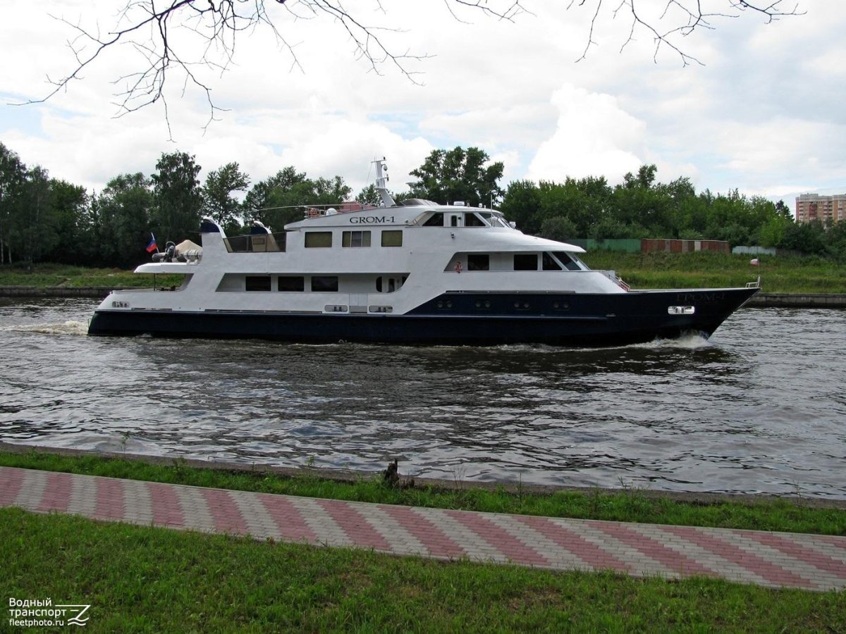 Яхта Гром 1