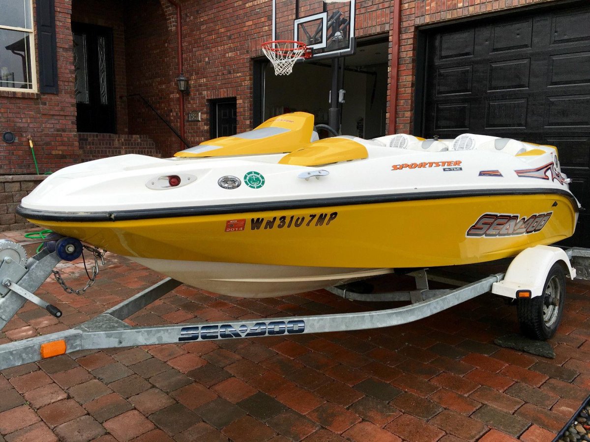 Катер BRP Sea-Doo