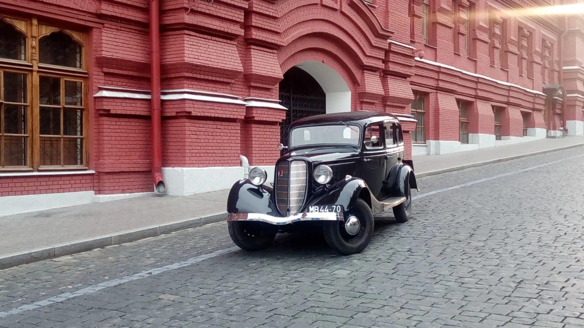 ГАЗ-М-1 автомобиль