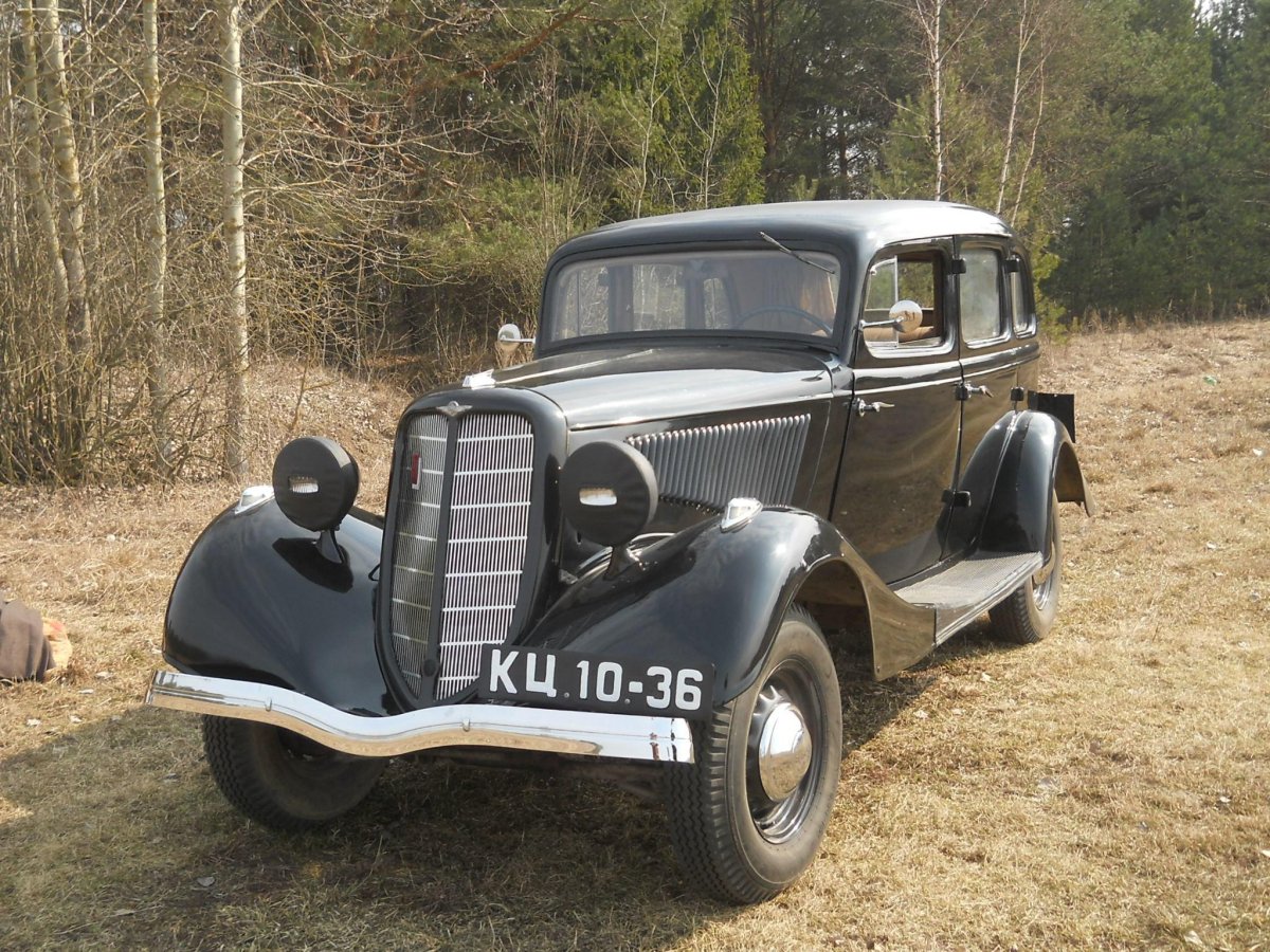 ГАЗ-М-1 автомобиль