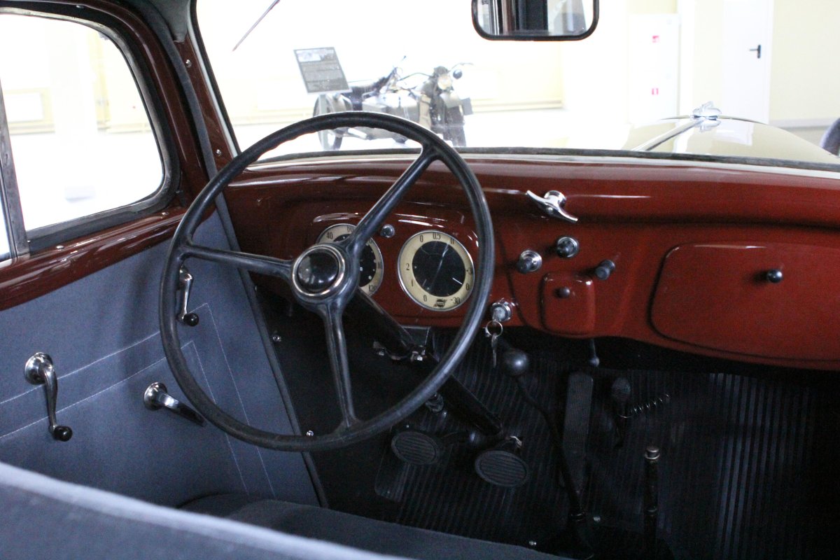 ГАЗ м1 салон