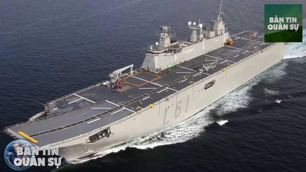 Десантный корабль Хуан Карлос