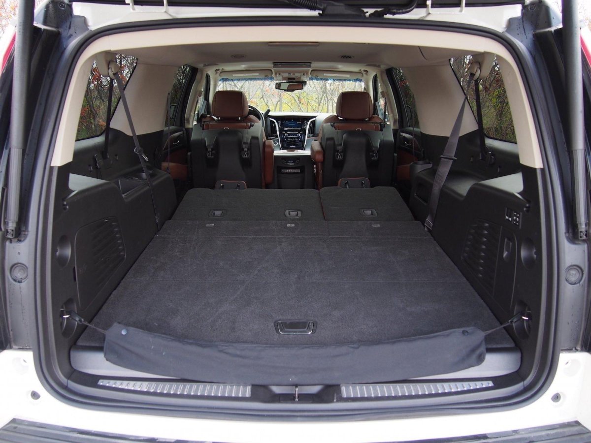 Cadillac Escalade ESV багажник