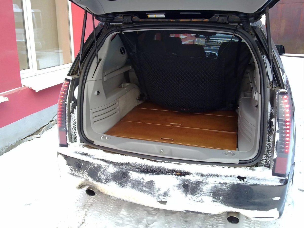 Cadillac SRX багажник