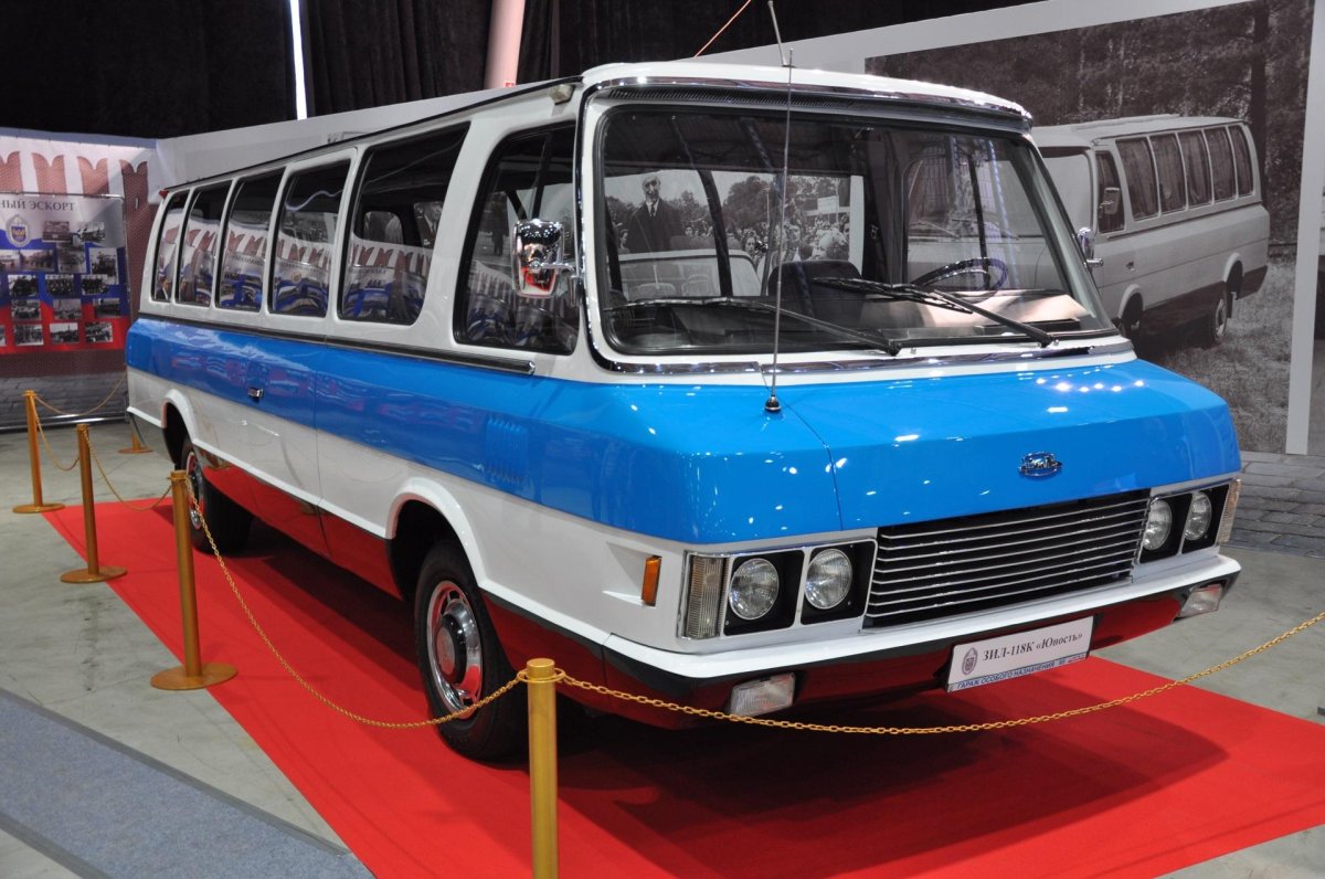 ЗИЛ-118 Юность