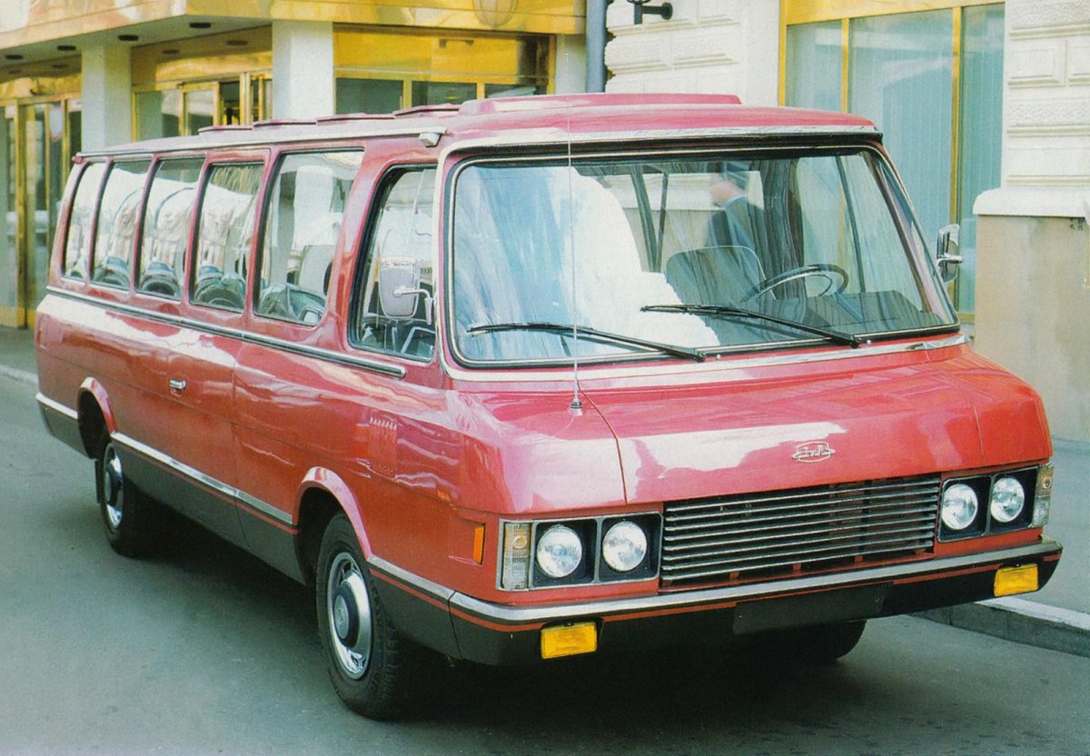 Микроавтобус Юность ЗИЛ-118