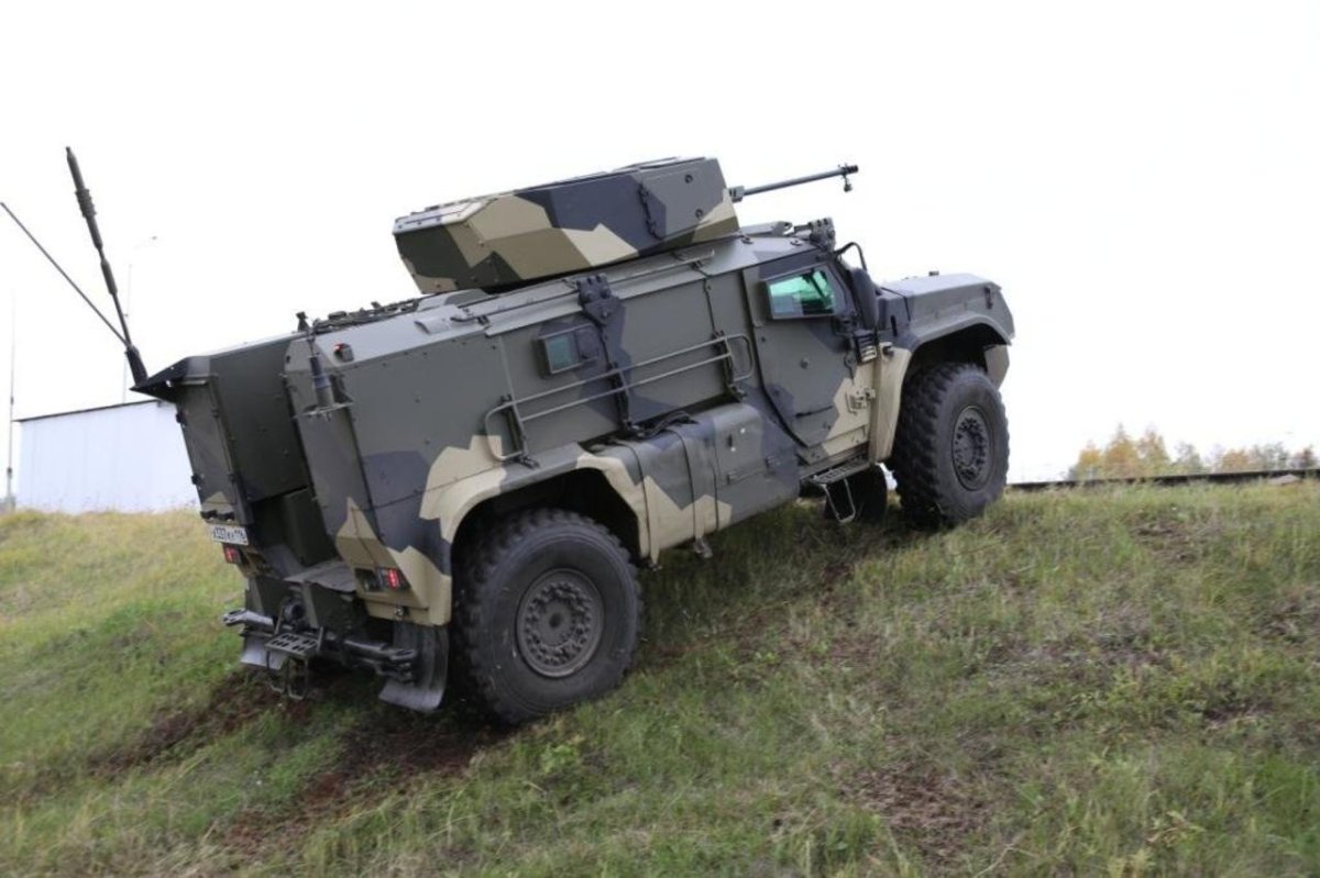 Бронеавтомобиль Тайфун к 4386