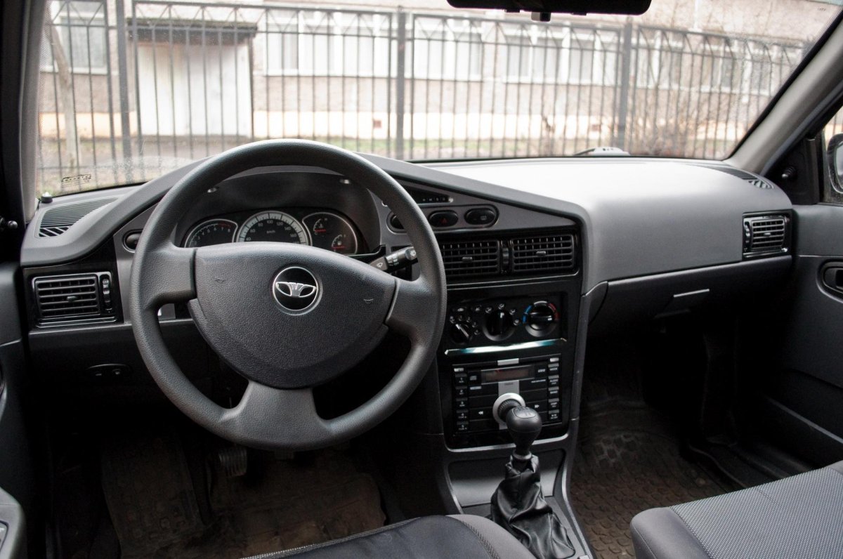 Daewoo Nexia 2 салон
