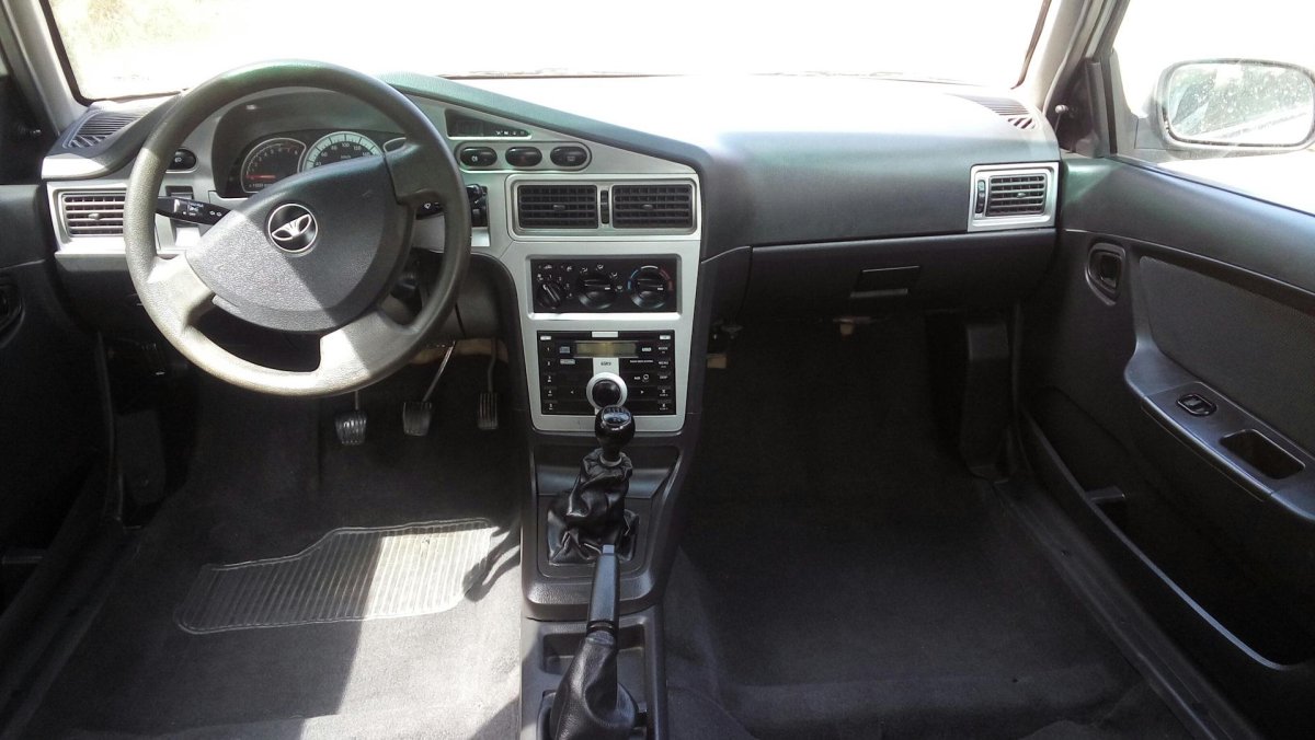 Daewoo Nexia 2006 салон