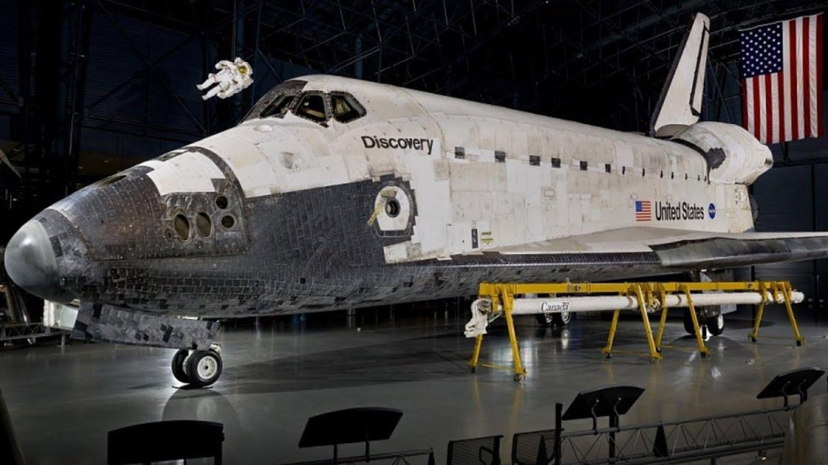 Космический шаттл НАСА Дискавери