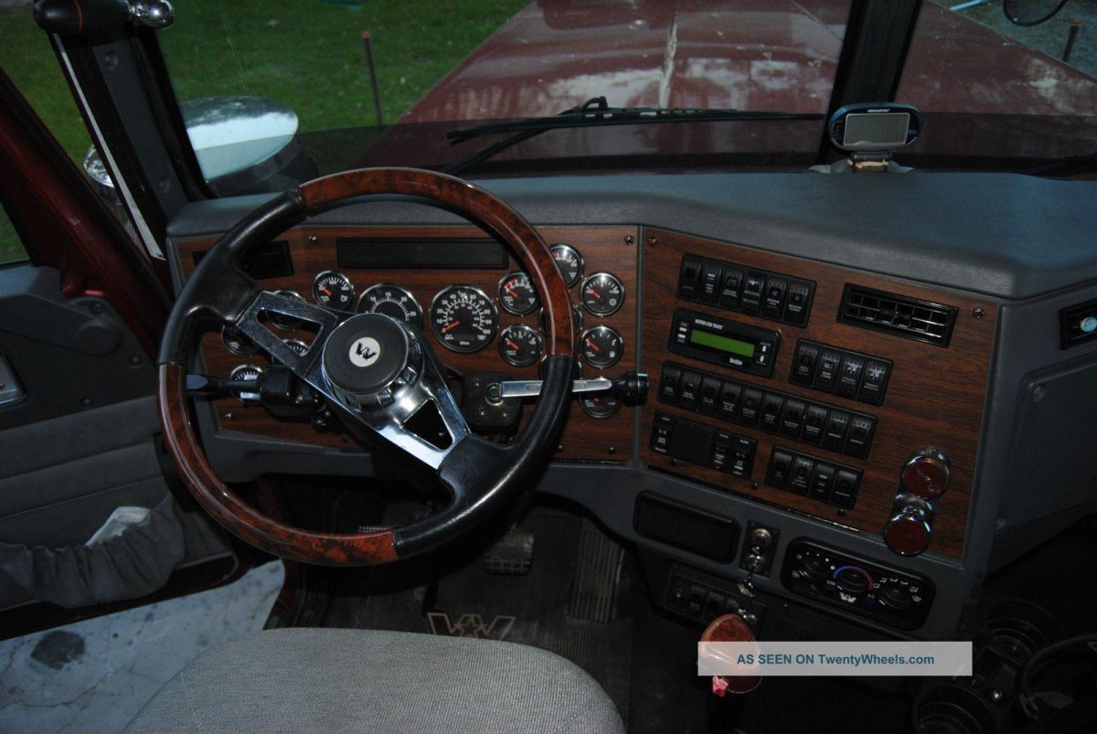 Western Star 4900 кабина