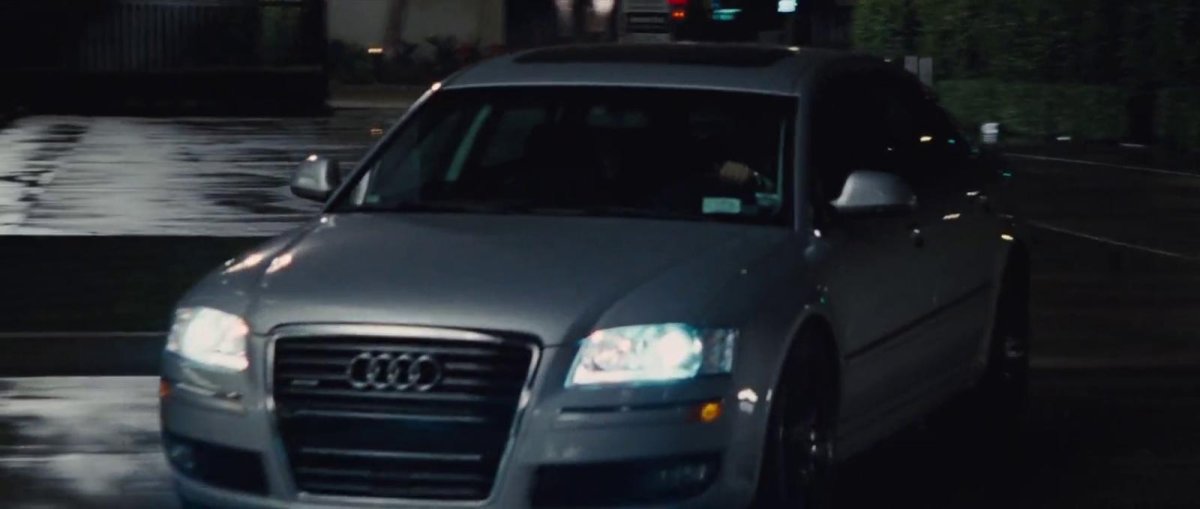 Audi a8 перевозчик