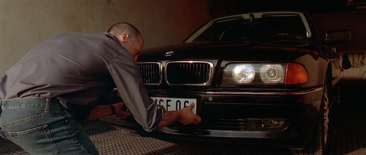 BMW 7 фильм перевозчик 1