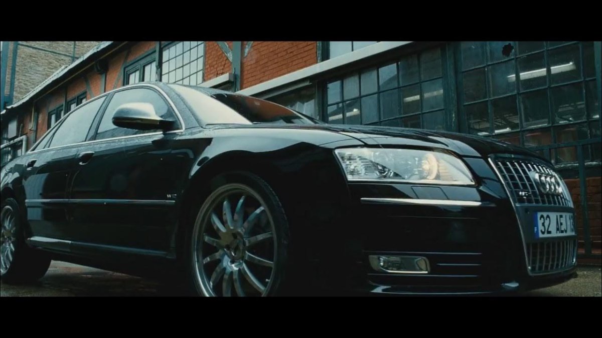 Audi a8 Transporter 3