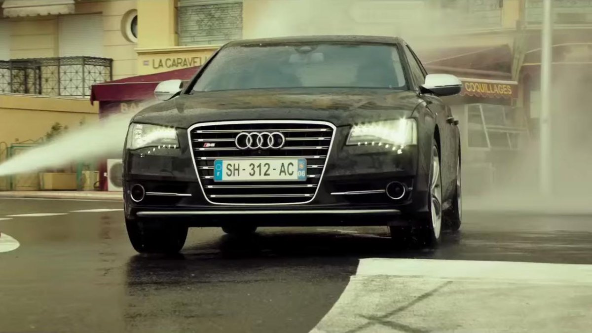 Audi a8 Transporter 3