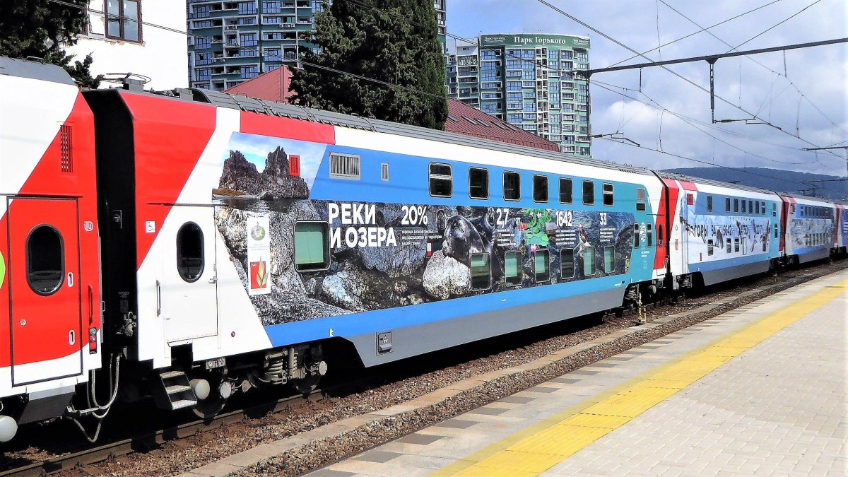 Поезд Карелия двухэтажный