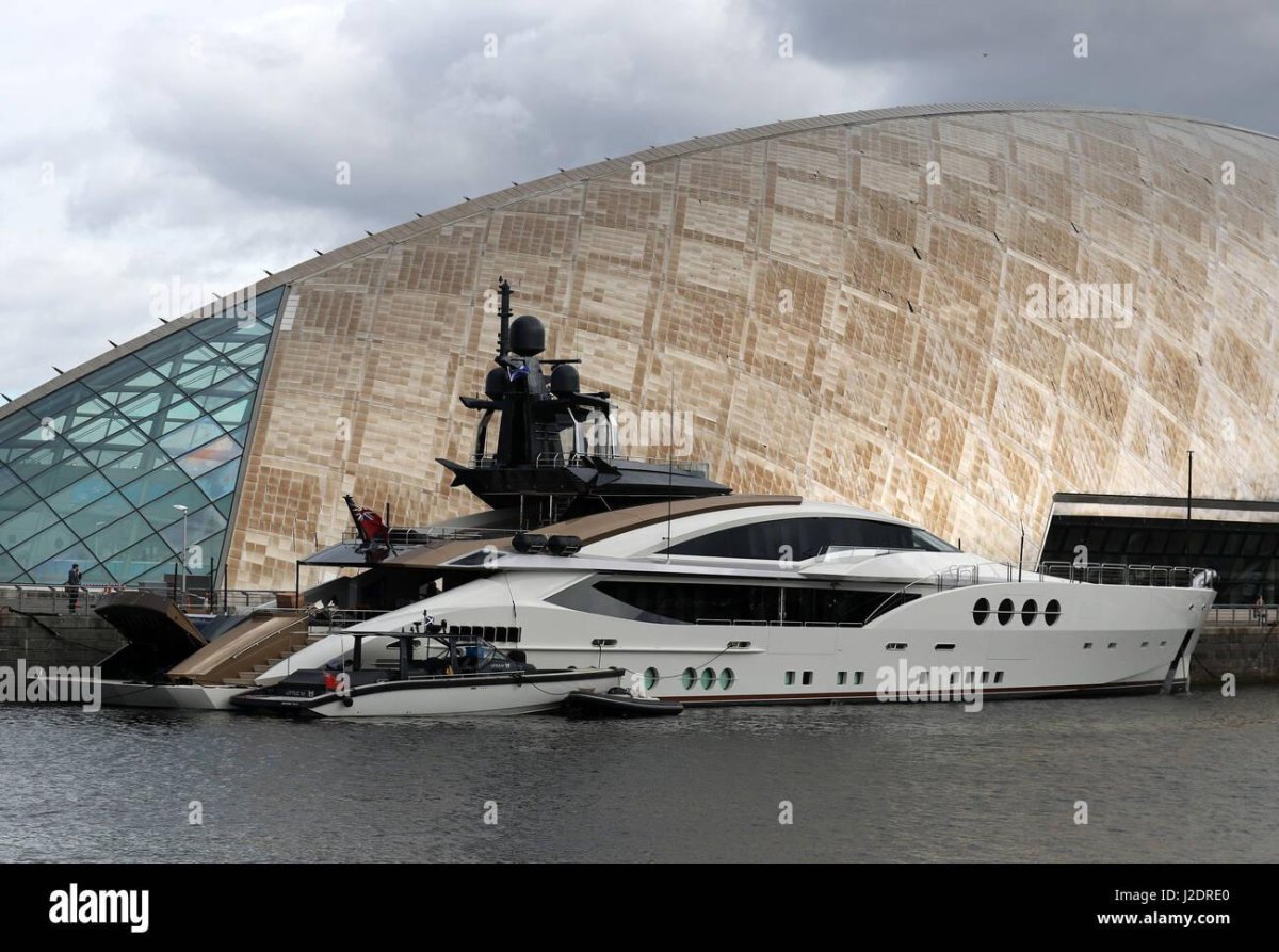 Яхта Lena Геннадия Тимченко