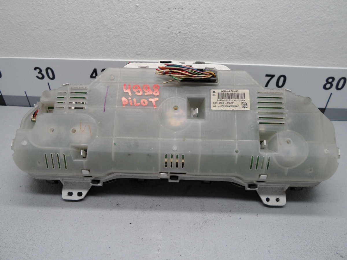 Щиток приборов Хонда пилот