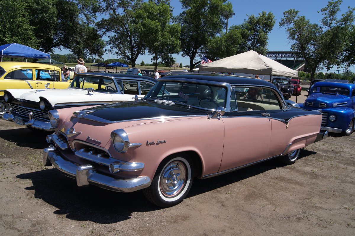 Dodge Mayfair 1955