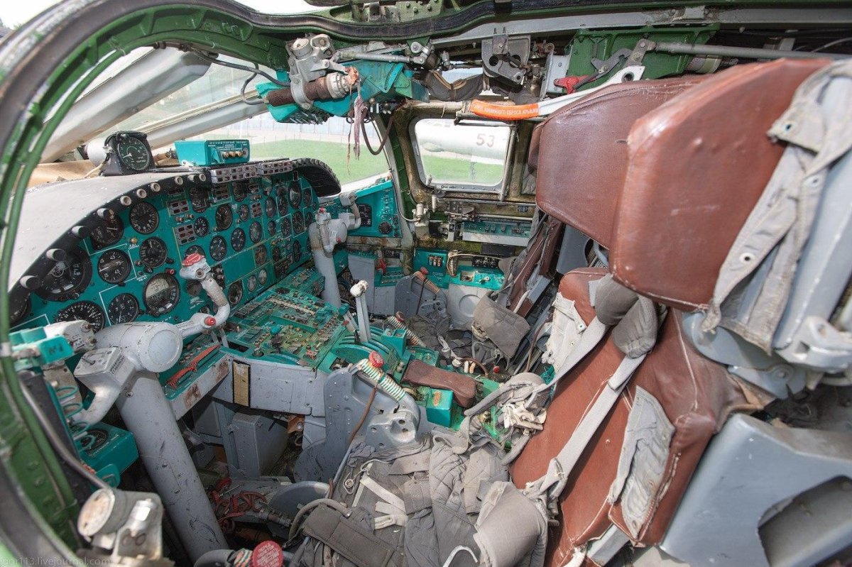 Ту 22 кабина