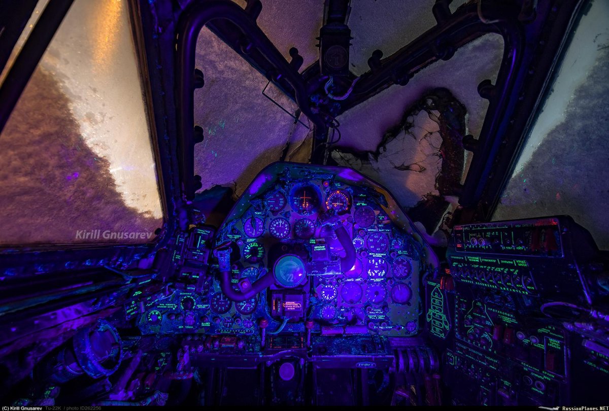 Ту-22 кабина штурмана