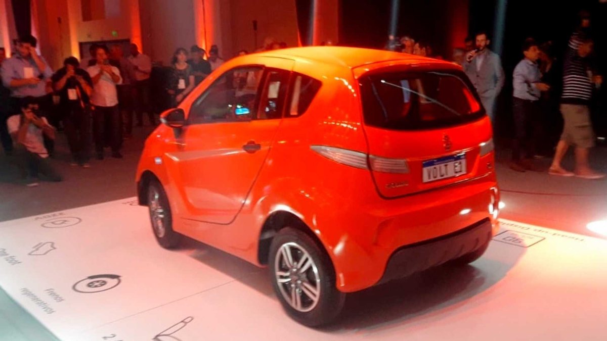 E Volt электромобиль