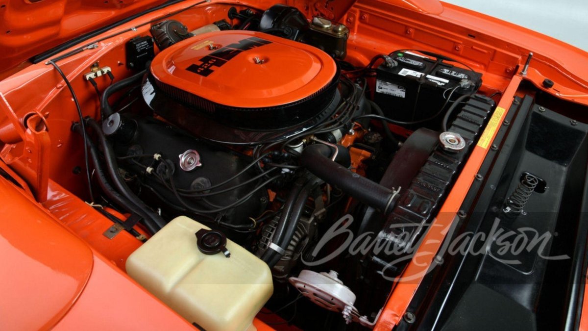 426 Hemi v8