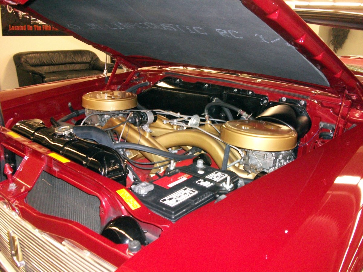 Plymouth Fury engine