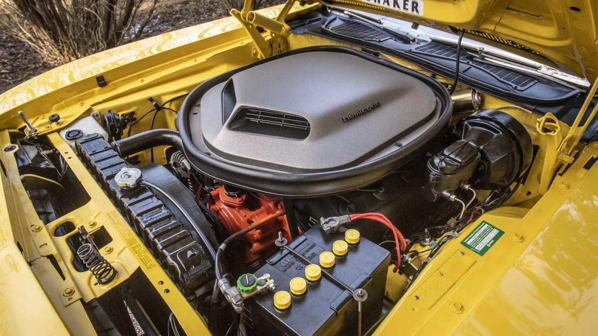 Hemi CUDA двигатель