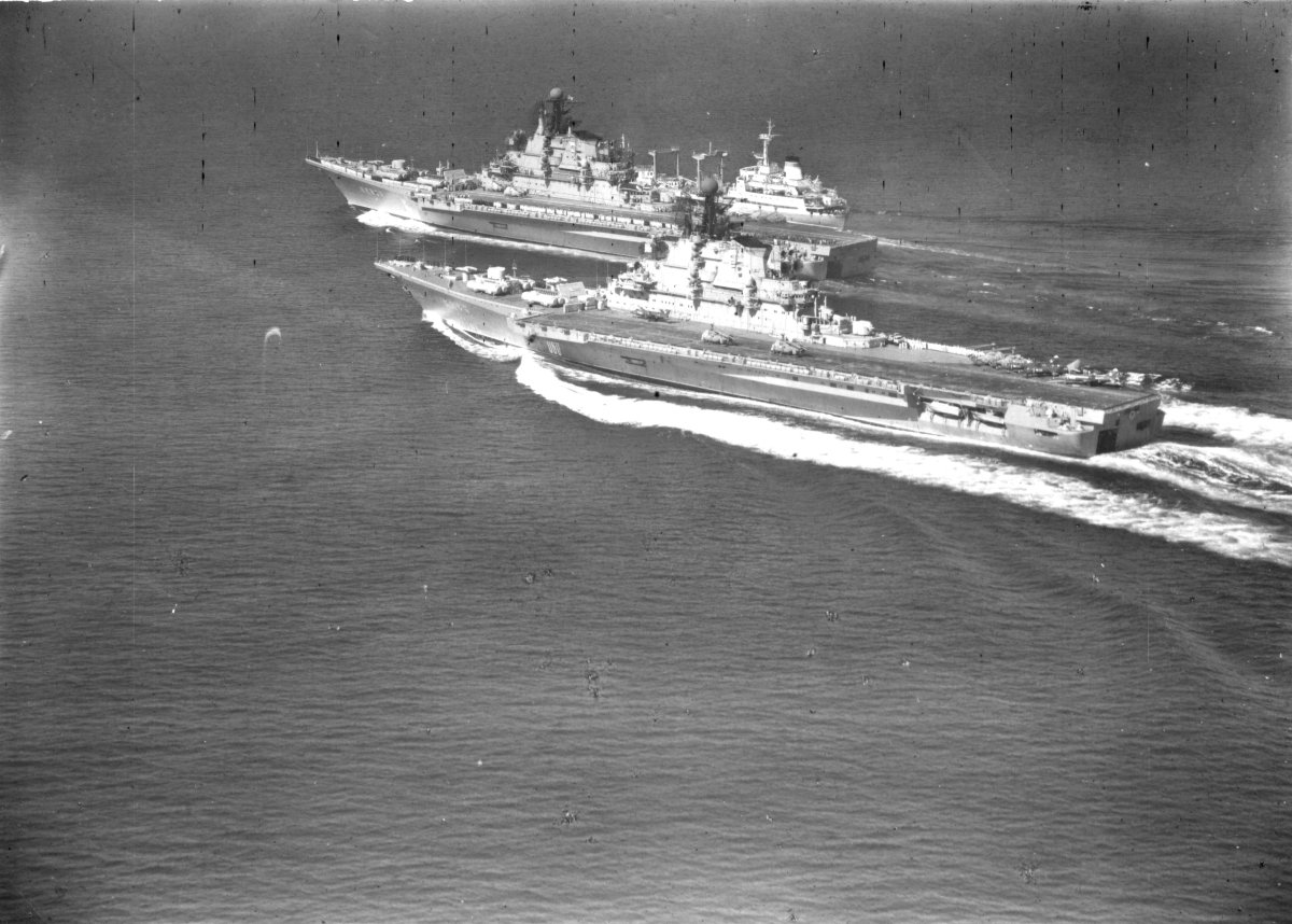 Авианесущие крейсера проекта 1143 «Кречет»