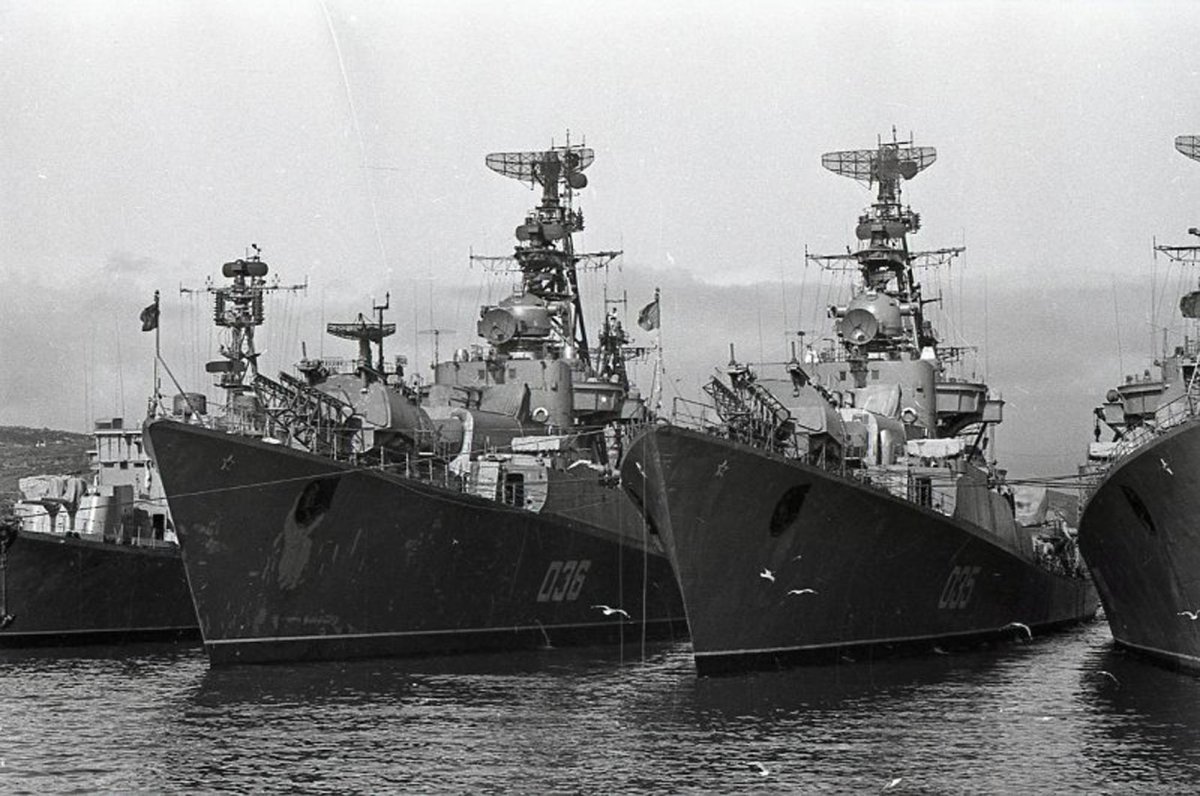 Эскадренные миноносцы проекта 57-бис