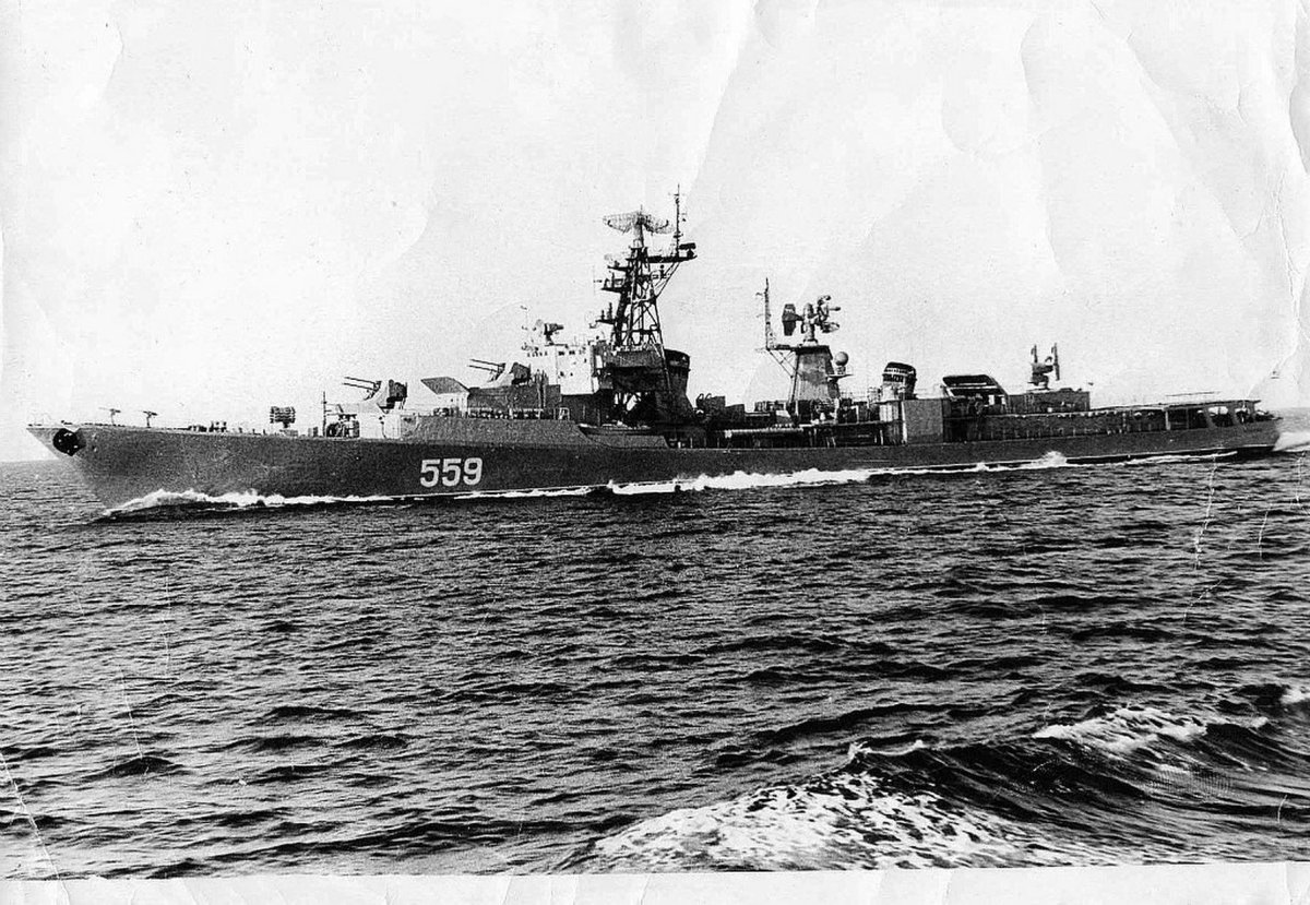 Эсминец проекта 57 бис гневный