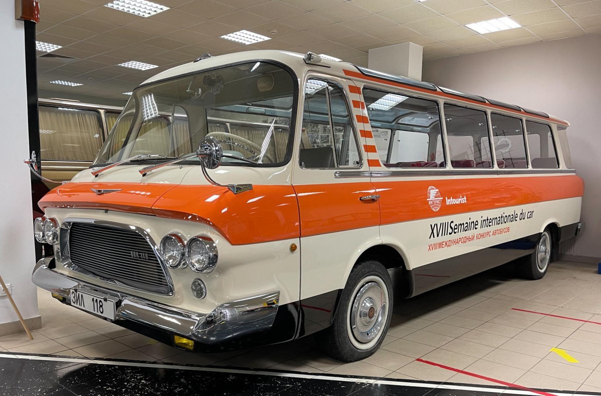 ЗИЛ-118 Юность