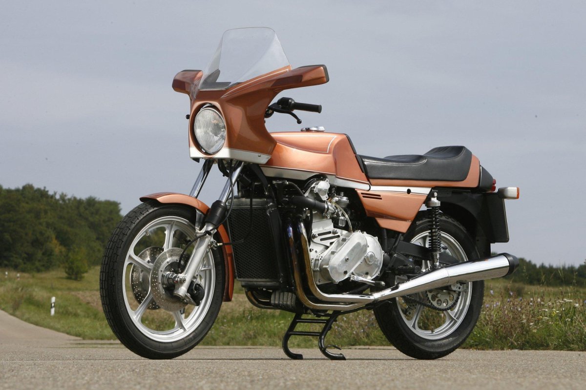 Мотоцикл Ауди