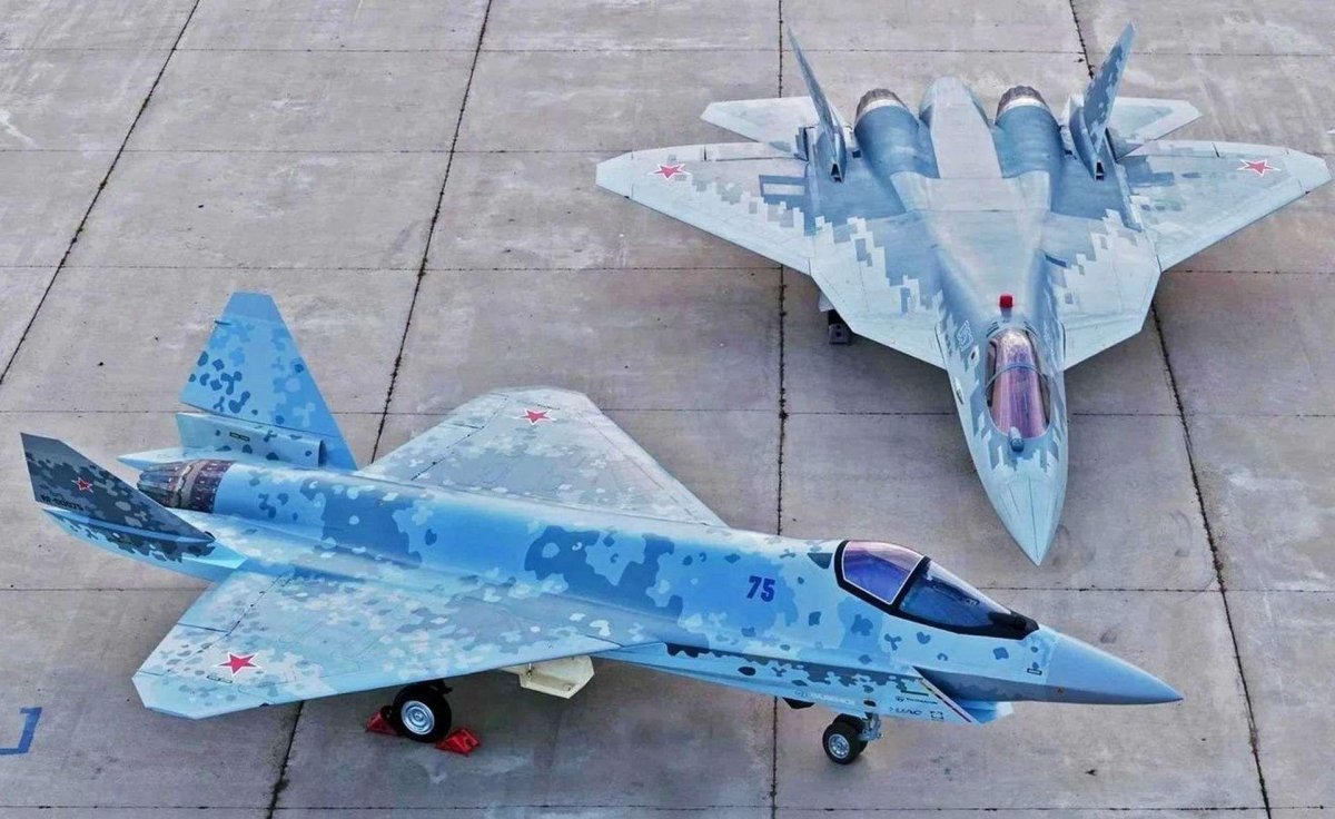 Истребитель Су-75 Checkmate