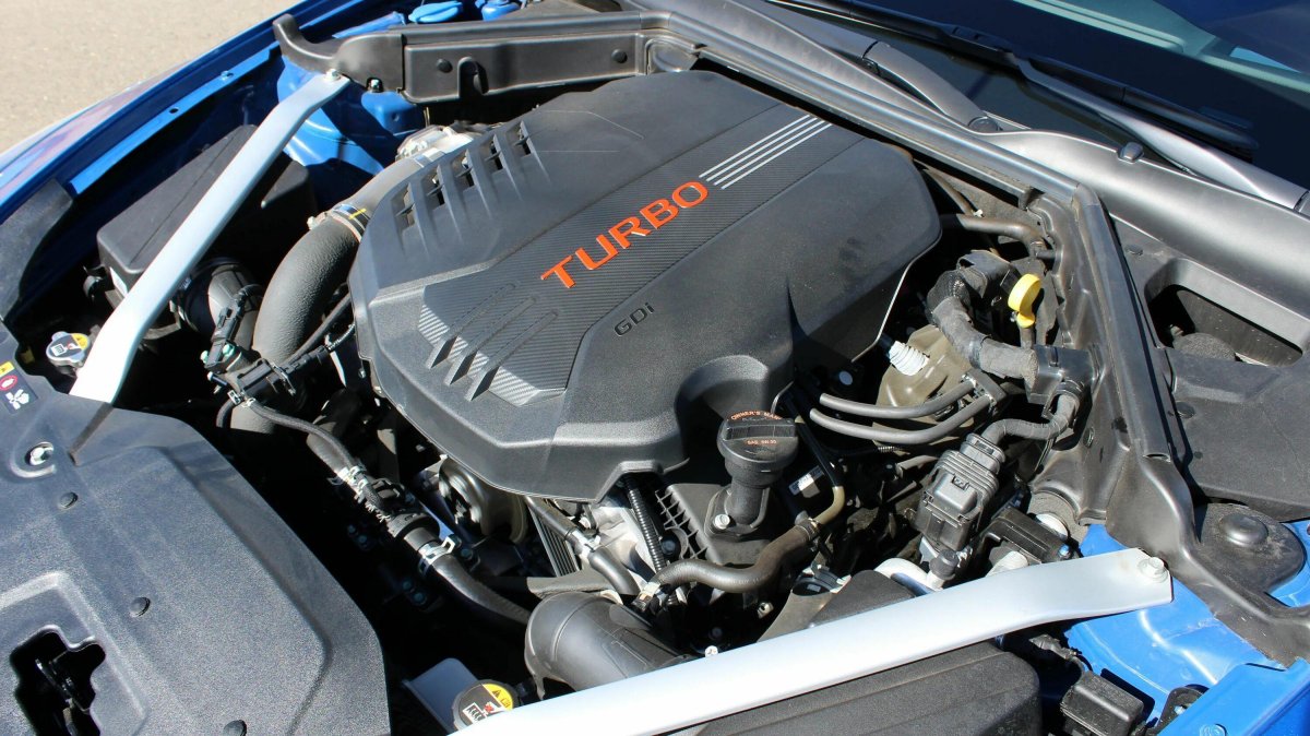 Кия Стингер мотор