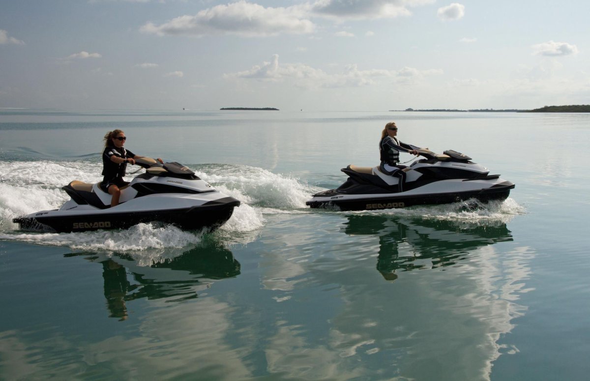 Black Edition 360 гидроцикл