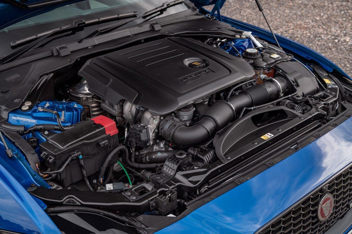 Ягуар f Pace под капотом