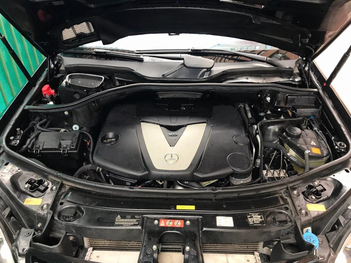 W164 подкапотное