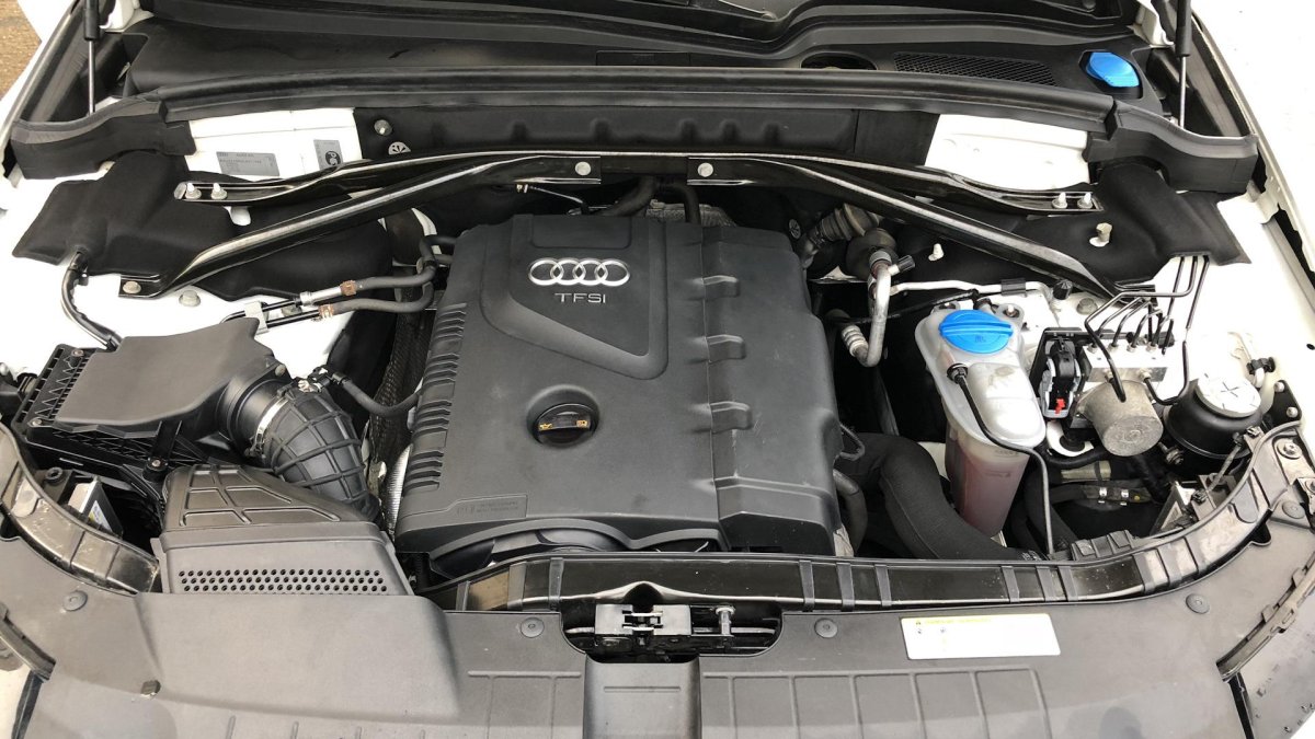 Q5 2.0 TFSI подкапотное