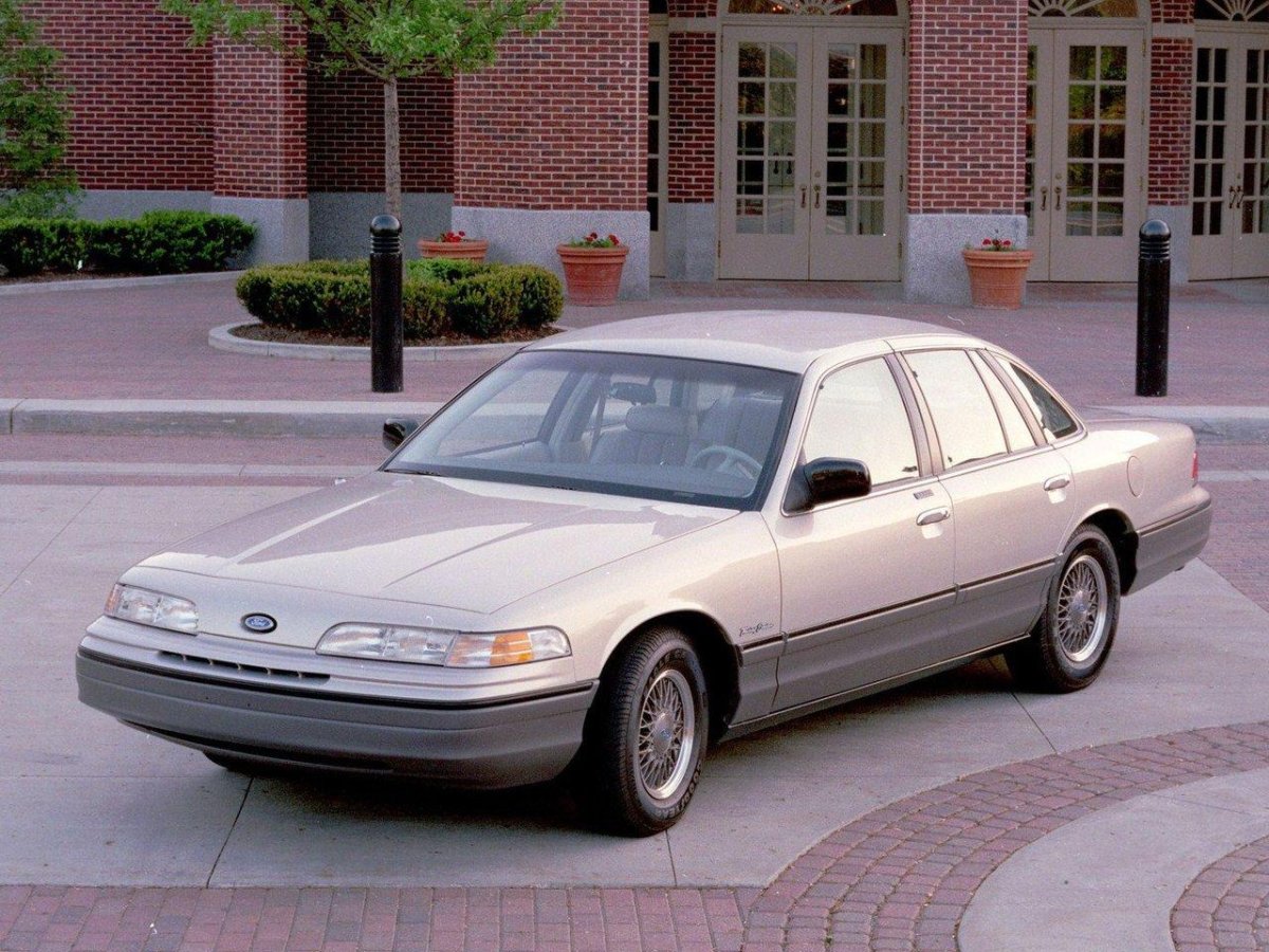 Ford Crown Victoria 1992