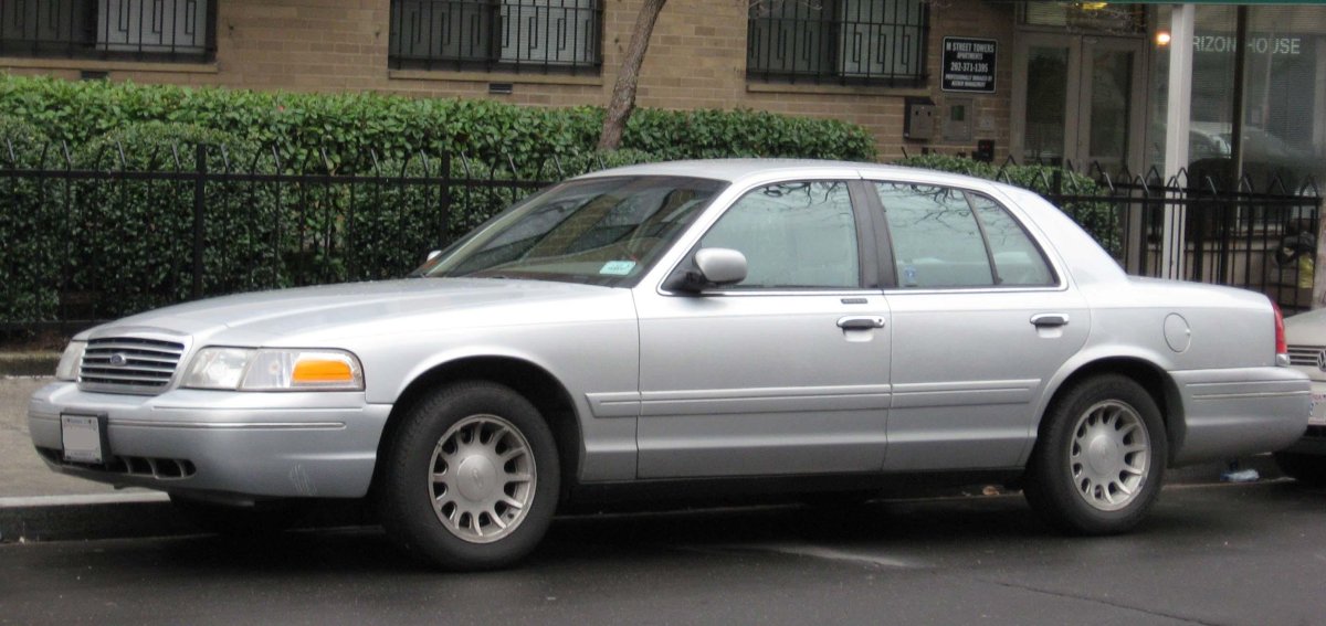 Ford Crown Victoria 1998