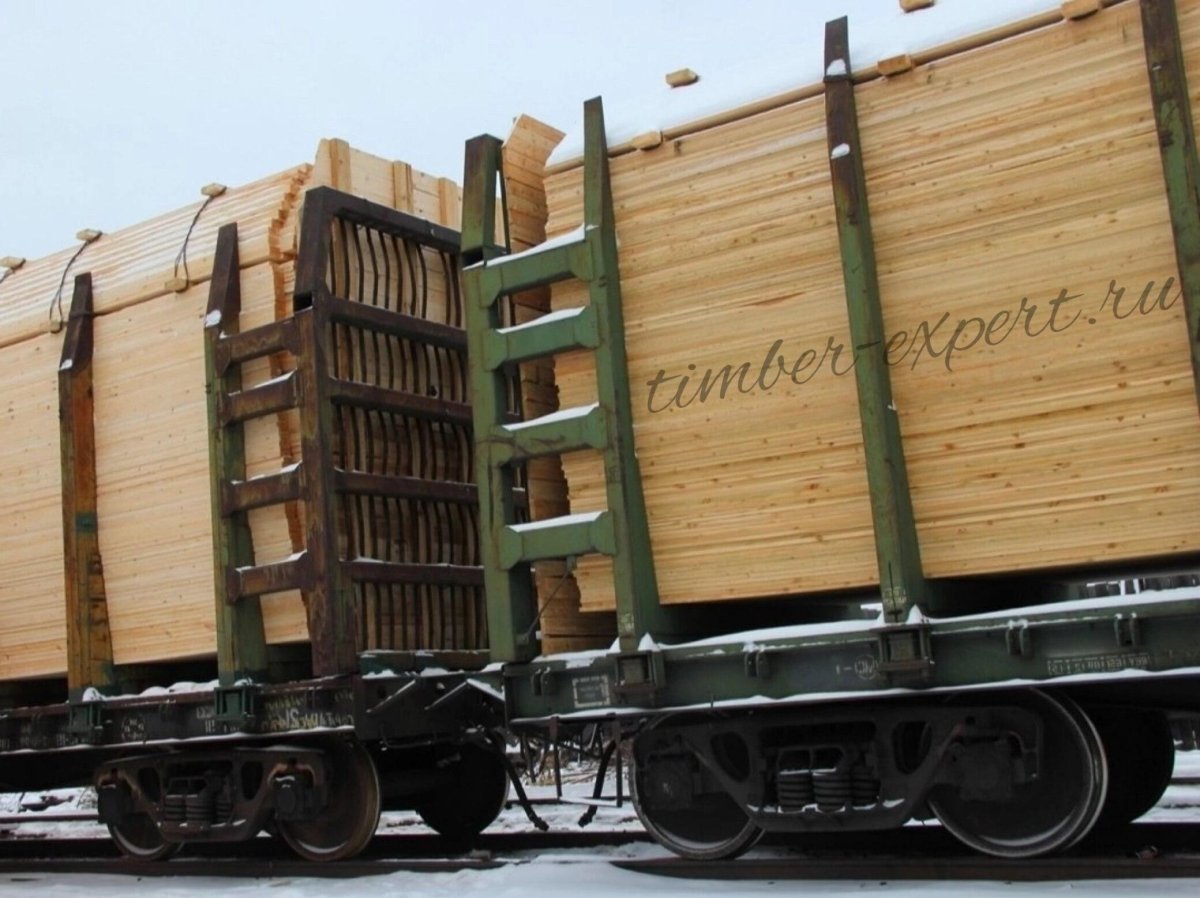 Погрузка полувагона пиломатериалом 100 Кубо