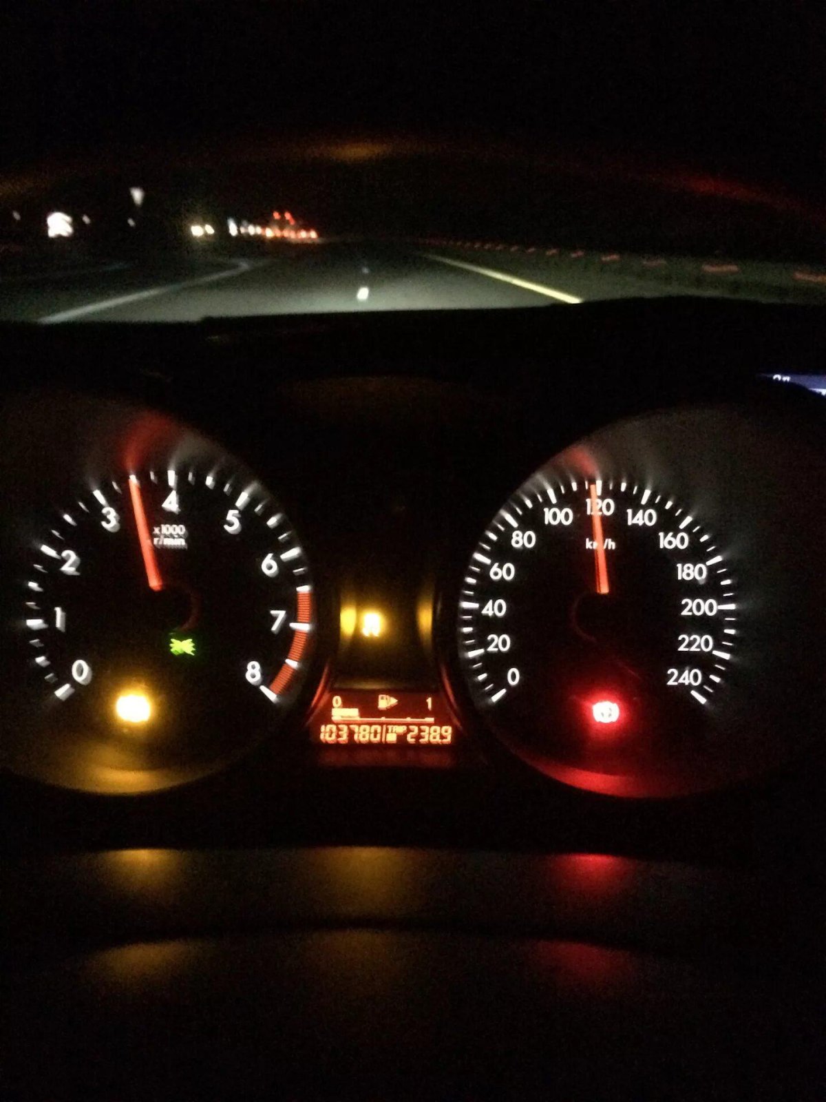 Мазда 6 спидометр 200