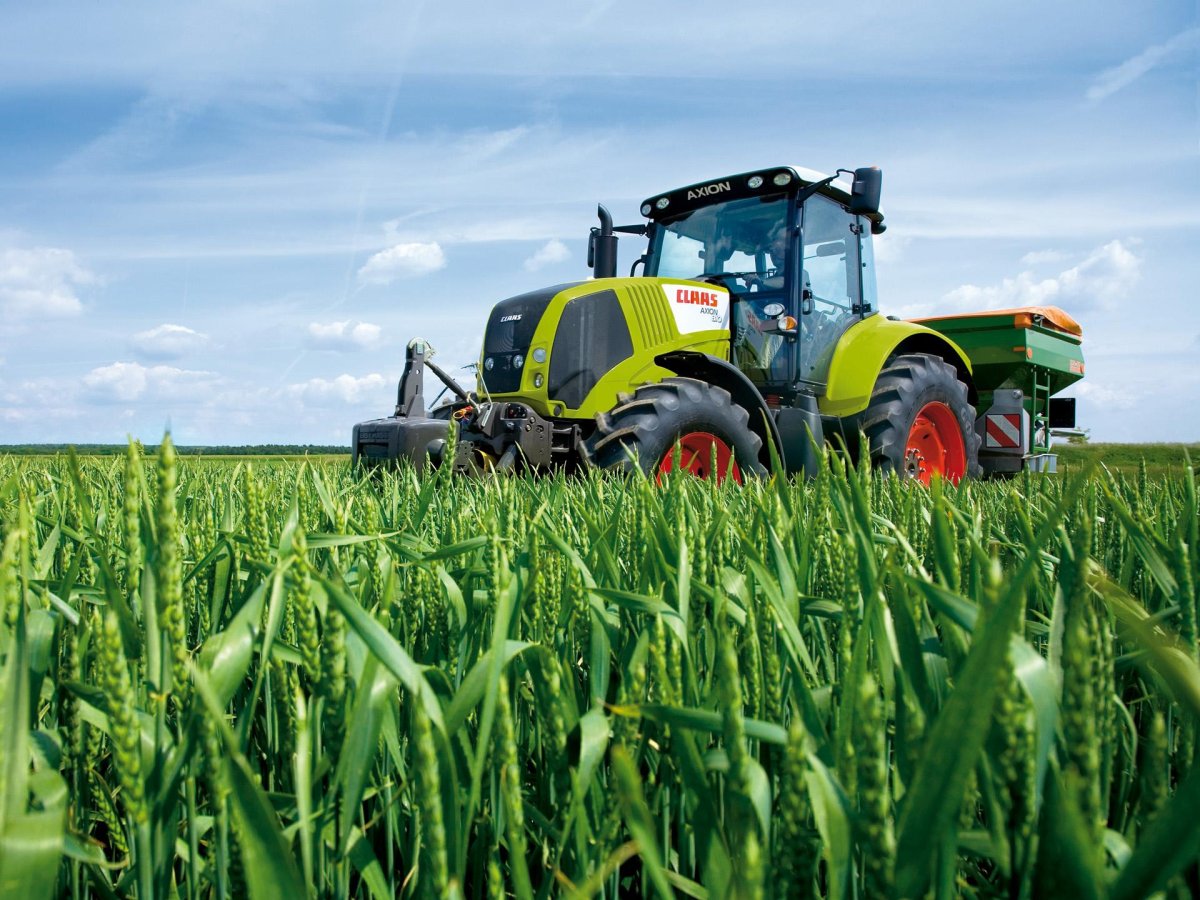 CLAAS Axion 850