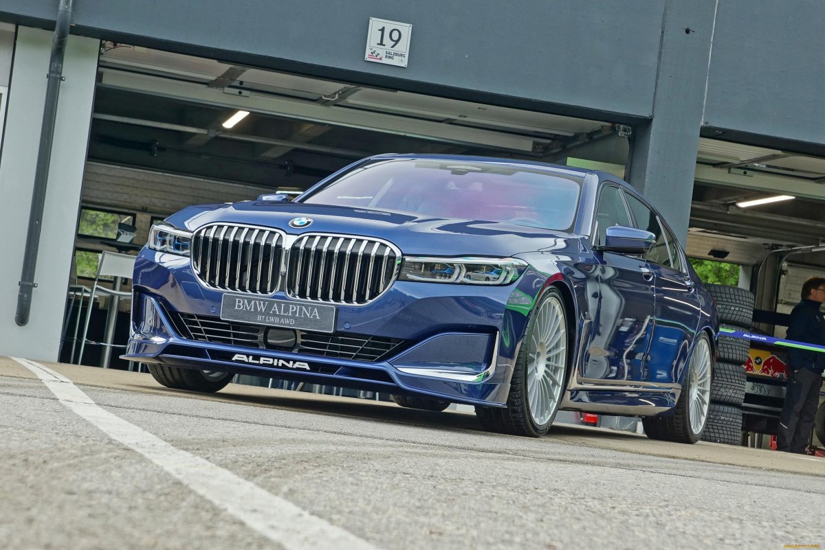 БМВ Alpina b7 2021