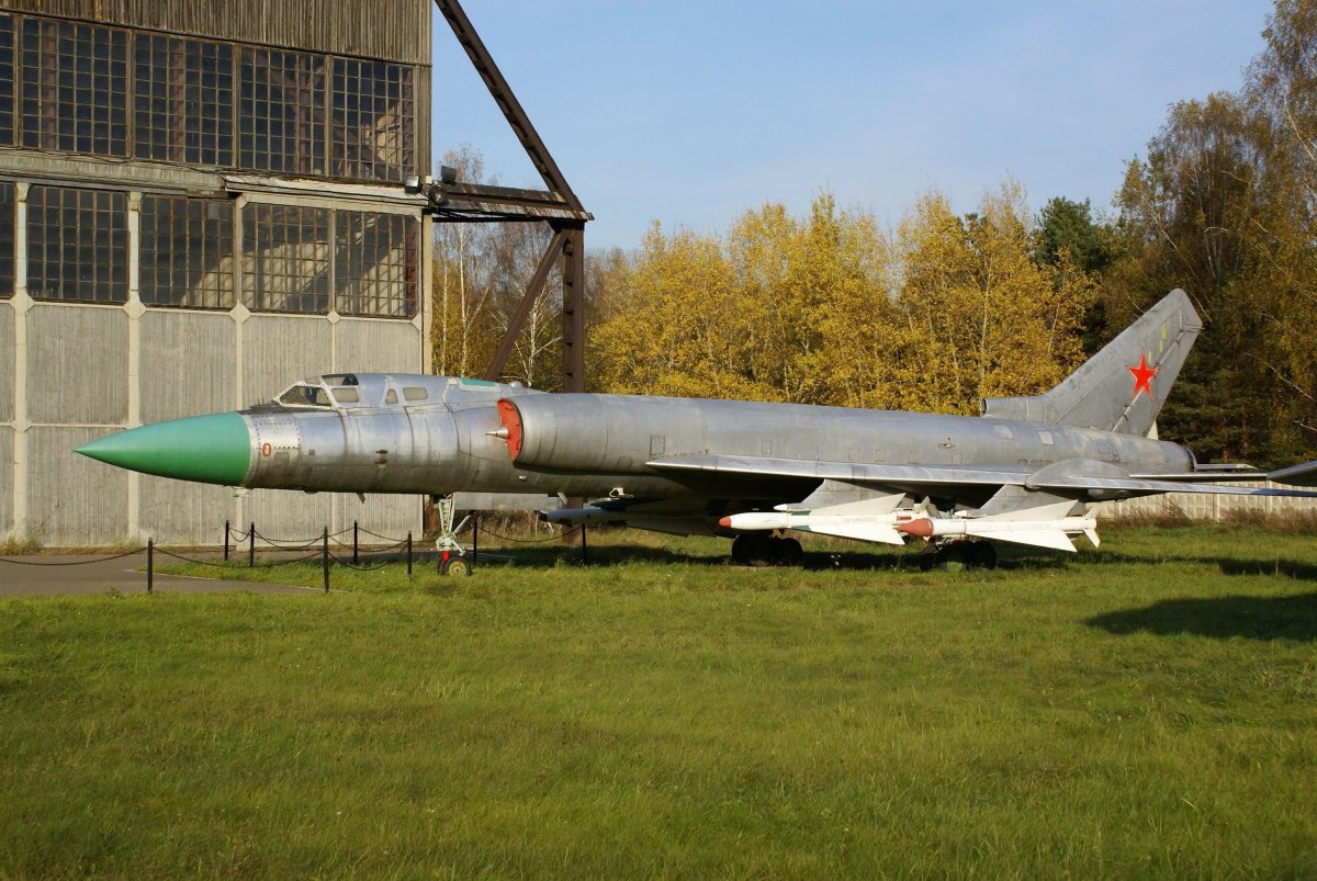 Аэродром Амдерма ту 128