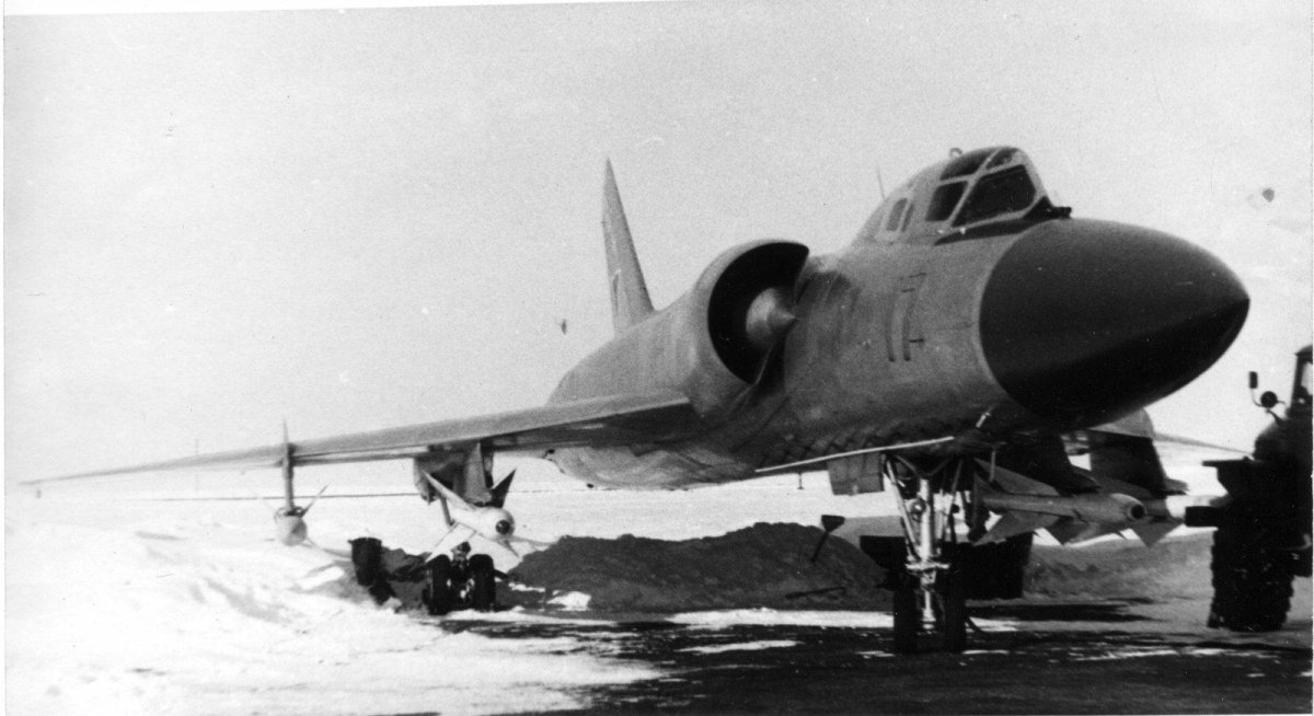 Аэродром Амдерма ту 128