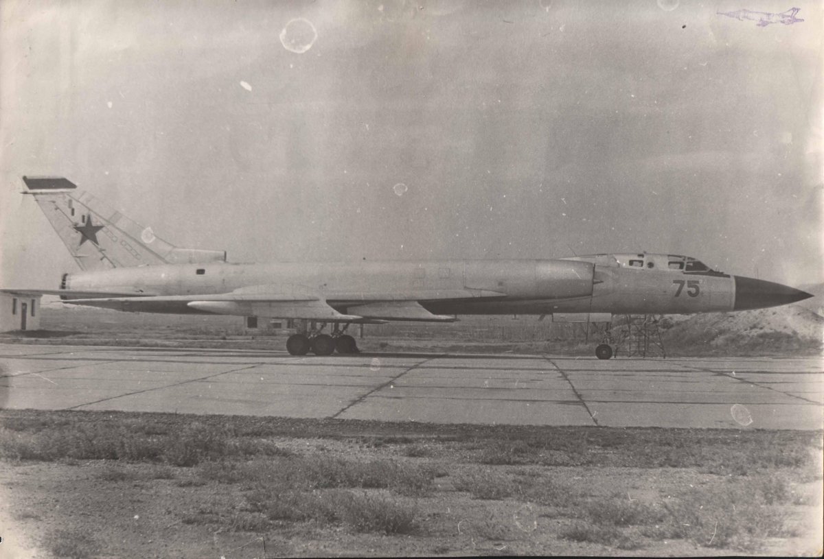 Истребитель-перехватчик ту-128